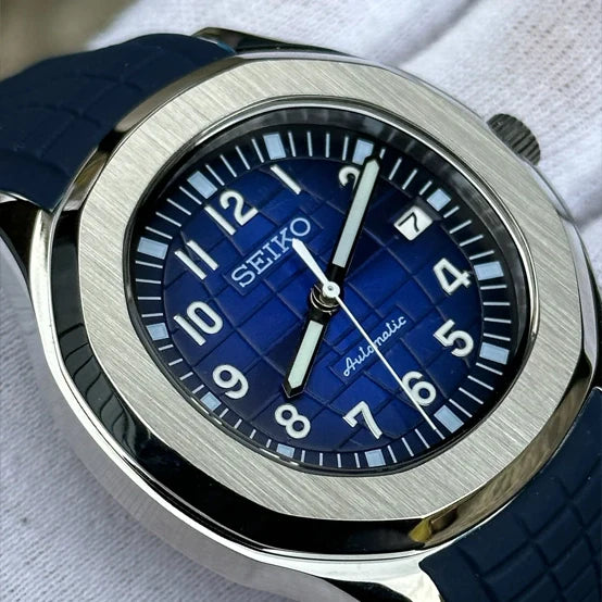 Seiko Navy Aquanaut | Blue